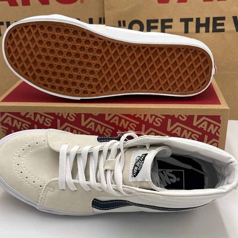 Vans Men’s Sk8-Hi (Classic Sport) Dress Blue
VN0A32QG9YG
White High-Top Sneakers - Picture 3 of 16